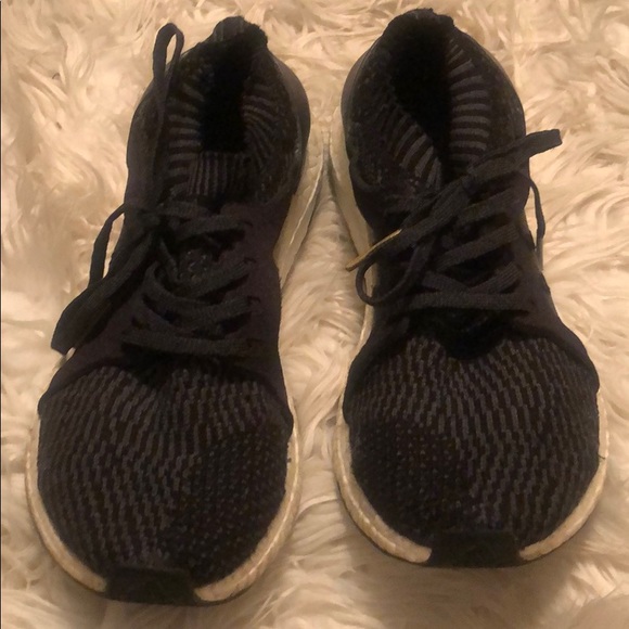 Adidas Ultraboost - Picture 1 of 5